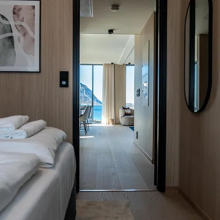 Luxury In Lofoten With Sauna