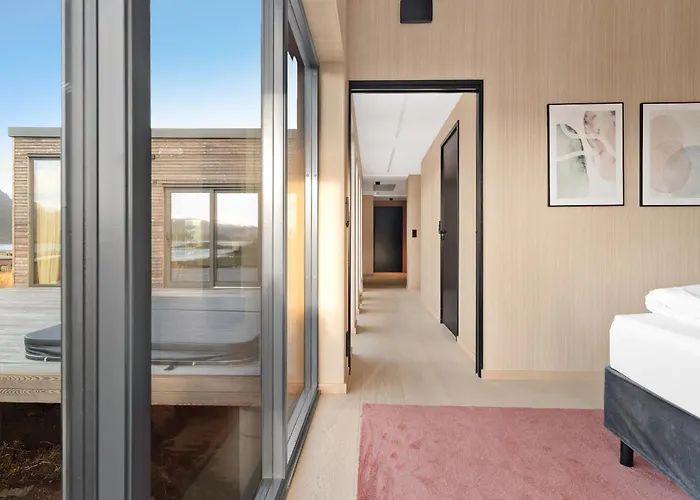 Lyngvaer Serene - Jacuzzi & Sauna - No 09 Semesterbostad *