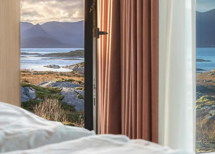 Lyngvaer Serene - Jacuzzi & Sauna - No 09