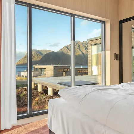 Casa de Férias Lyngvaer Serene Lodge - Jacuzzi & Sauna - No 09