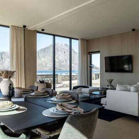 Casa de Férias Lyngvaer Serene Lodge - Jacuzzi & Sauna - No 09 *