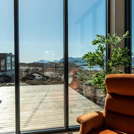 Casa de Férias Lyngvaer Serene Lodge - Jacuzzi & Sauna - No 09 *